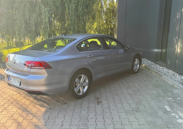 Volkswagen Passat cena 74700 przebieg: 117300, rok produkcji 2020 z Wodzisław Śląski małe 704